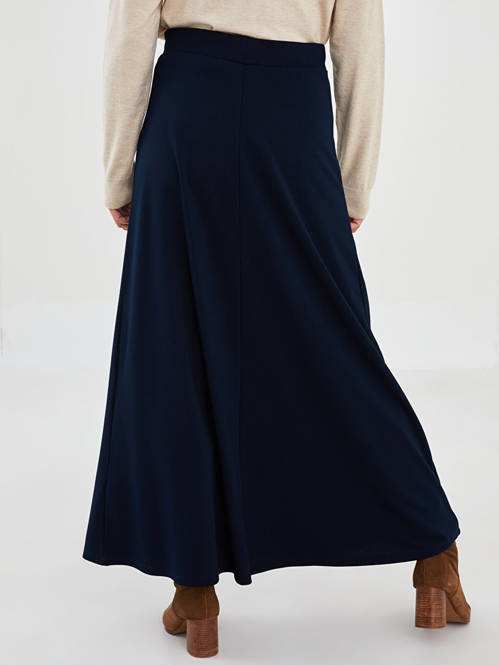 Lacivert Beli Lastikli Düğme Detaylı Kadın Kloş Etek-4