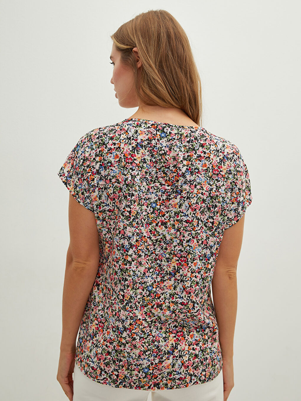 Henley Neckline Floral Short Sleeve Button Closure Viscose Women's Blouse-4