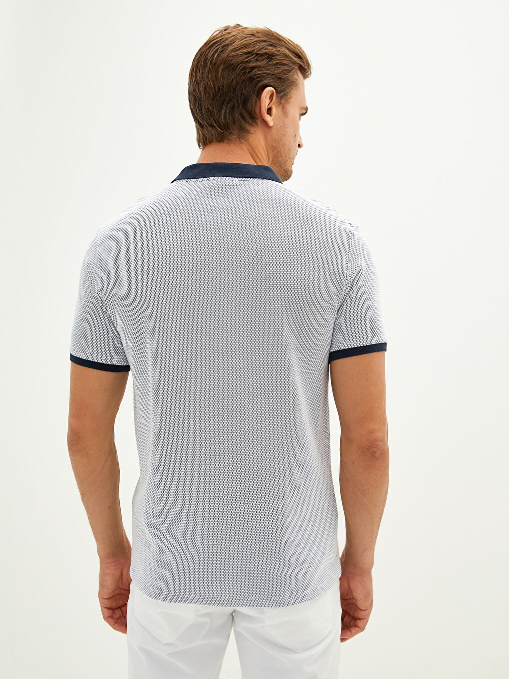 Beyaz Polo Yaka Kısa Kollu Erkek Tişört-4