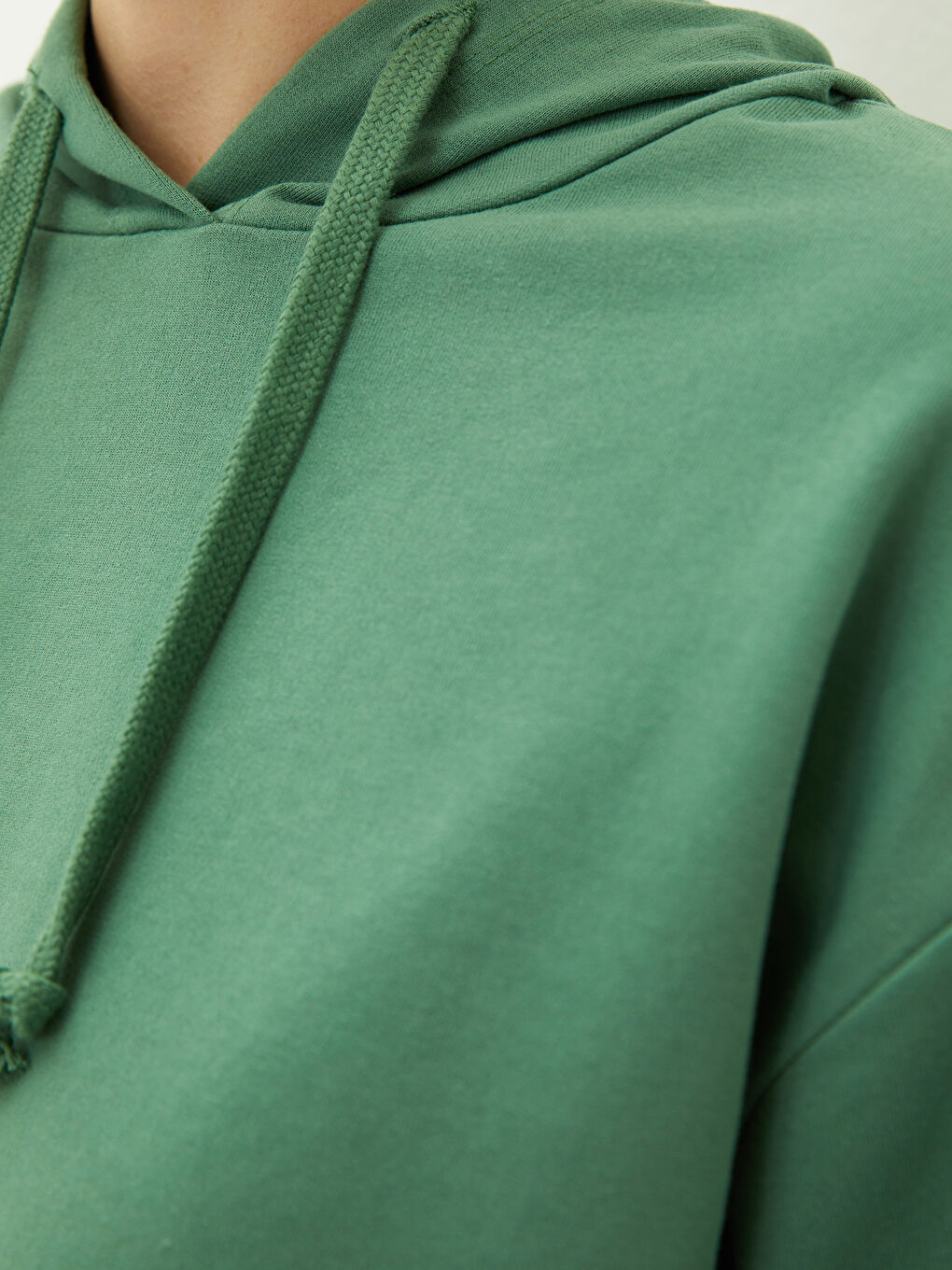 Sweat-Shirt à Capuche Coupe Régulière et Manches Longues pour Femmes-2