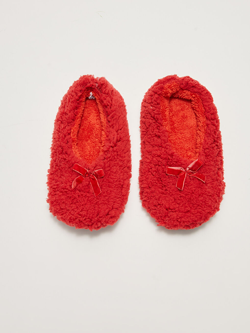 Kırmızı Fiyonk Detaylı Pelüş Kadın Ev Patiği-2
