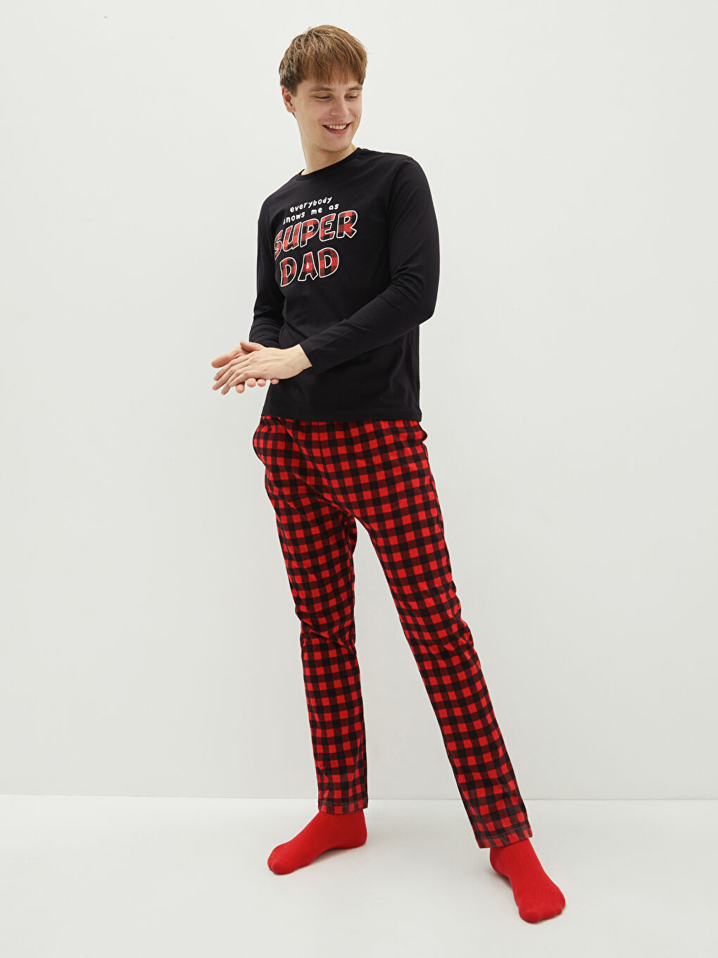 Siyah Aile Koleksiyonu Standart Kalıp Baskılı Erkek Pijama Takım-1