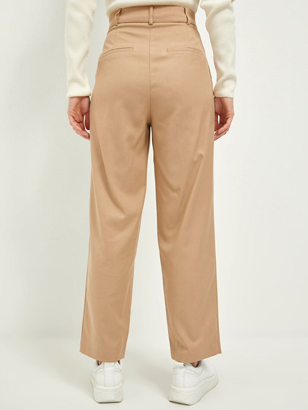 Comfortable Fit Pocket Detailed Women's Trousers-4