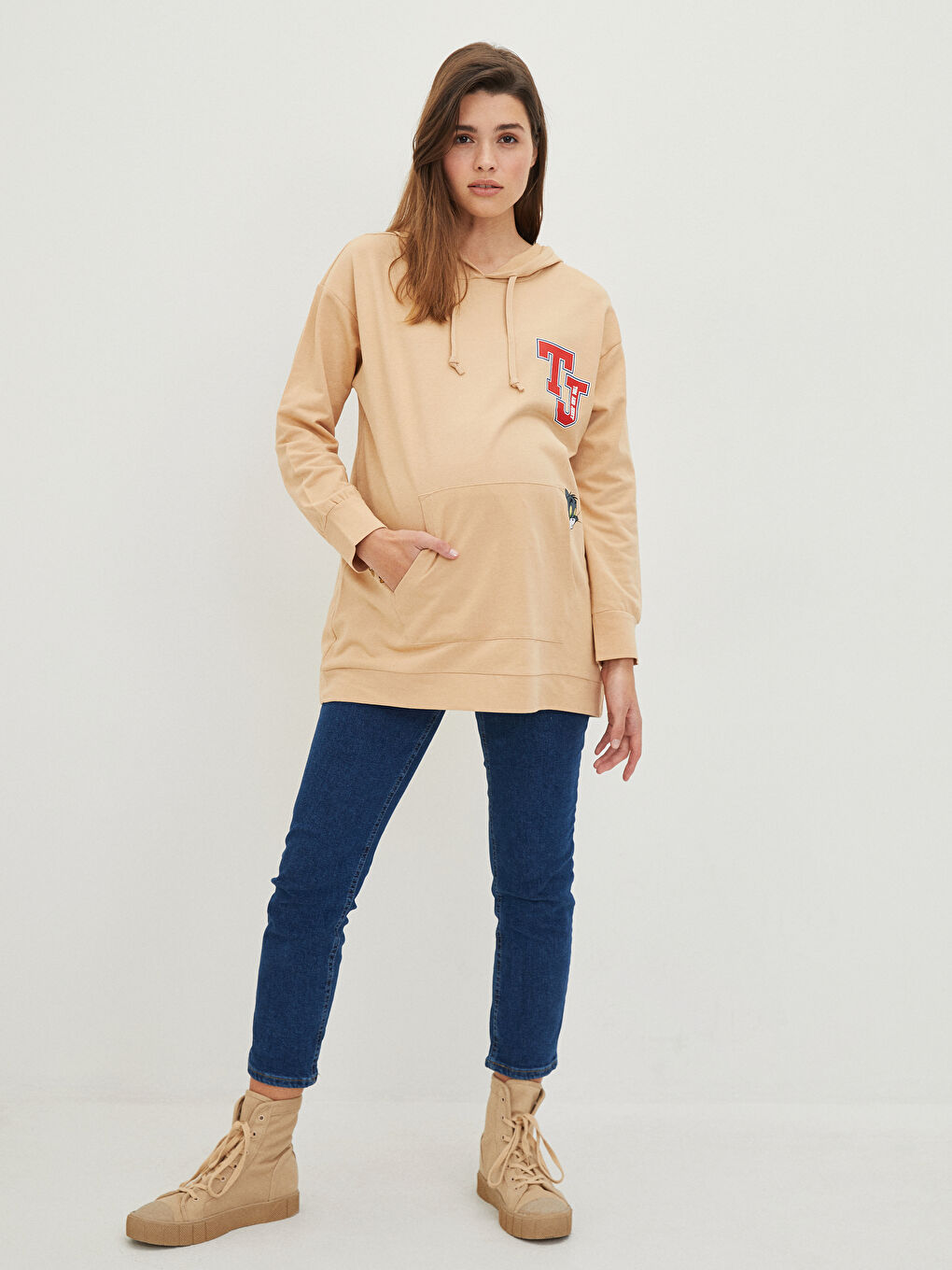 LCWAIKIKI Maternity Bej Tom&Jerry Baskılı Uzun Kollu Hamile Hoodie - 3