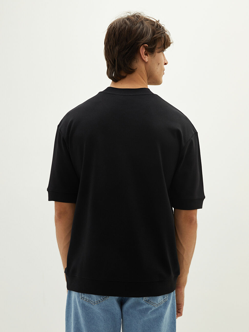 Суитшърт с кръгло деколте и къс ръкав за мъже-5