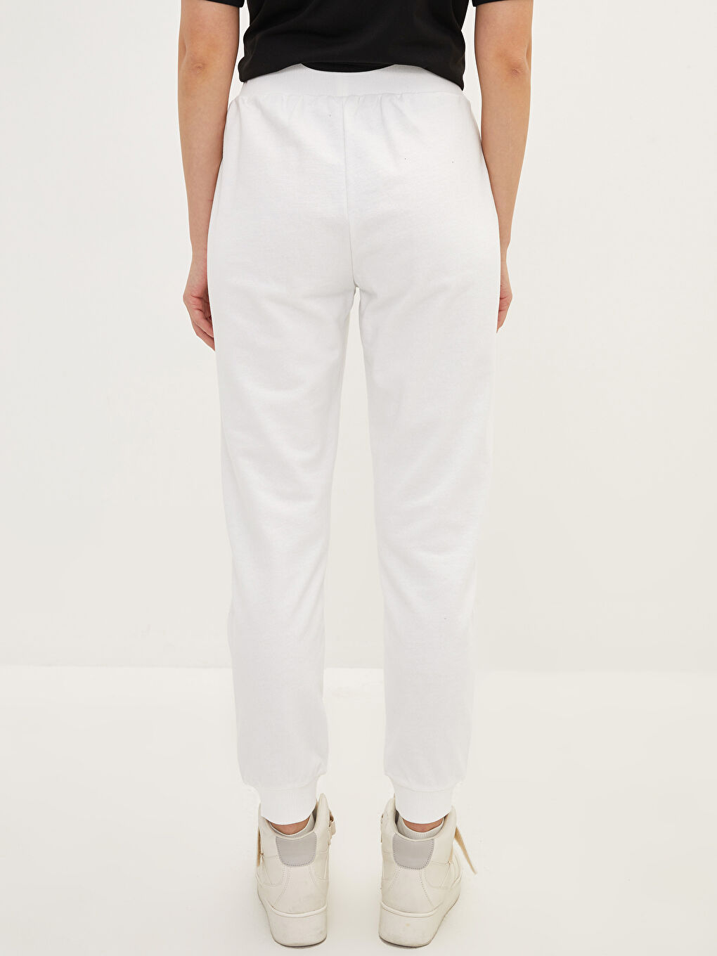 Ekru Beli Lastikli Baskılı Cep Detaylı Kadın Eşofman Altı-5