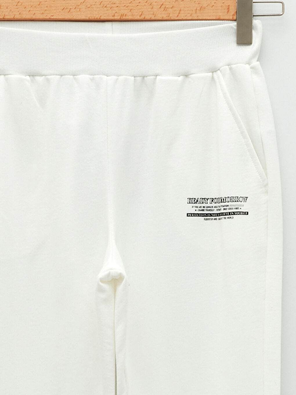 Ekru Beli Lastikli Baskılı Cep Detaylı Kadın Eşofman Altı-8