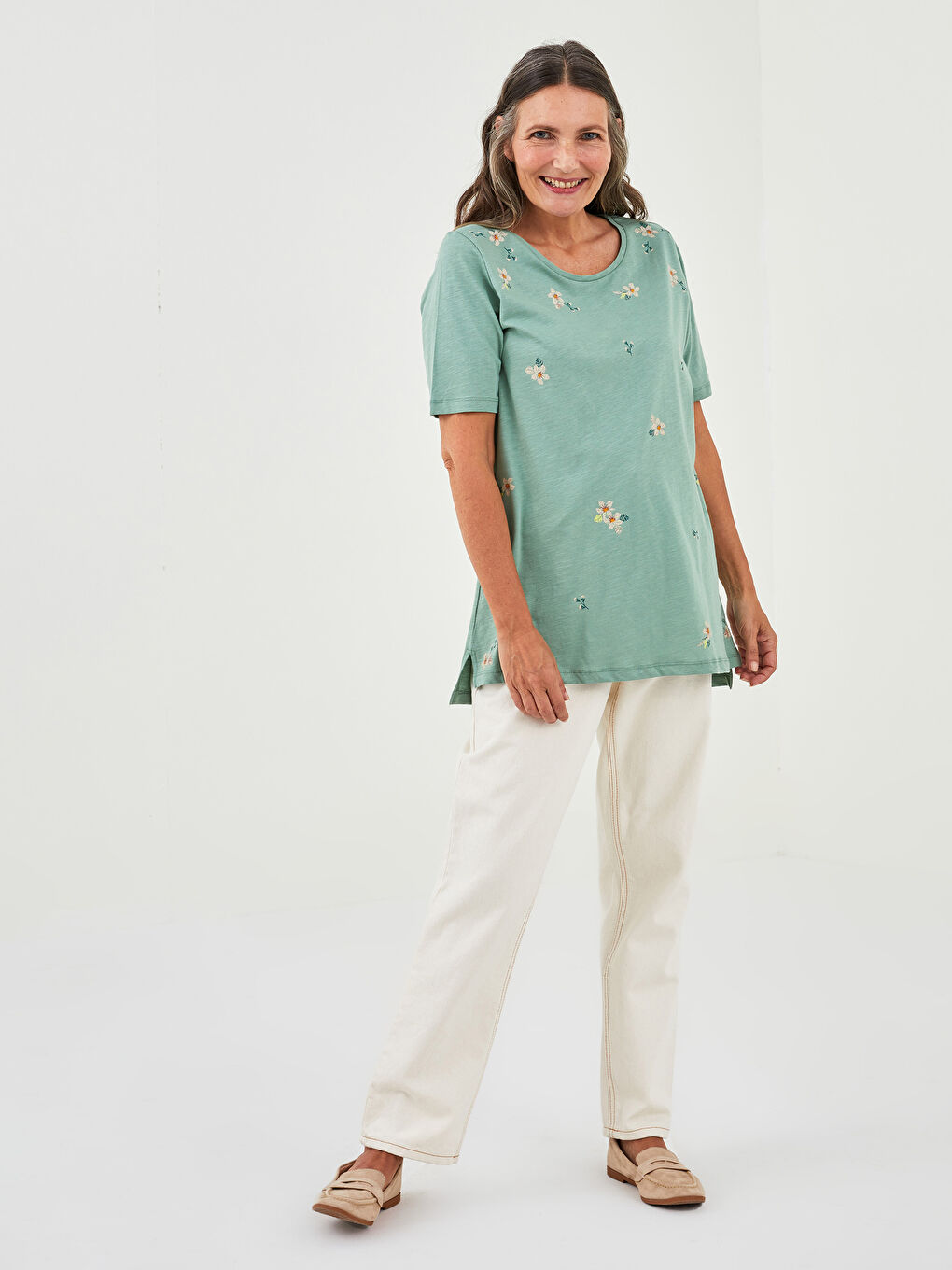 Yeşil Bisiklet Yaka Baskılı Kısa Kollu Pamuklu Kadın Tişört-1