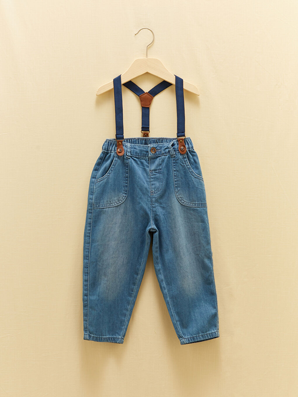 İndigo Erkek Bebek Jean Pantolon ve Pantolon Askısı