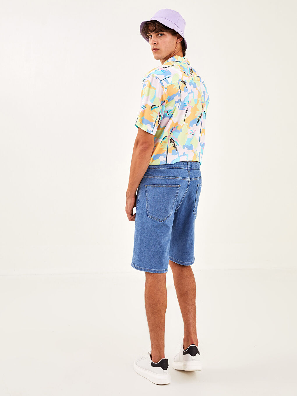Standard Fit Men's Denim Shorts-8
