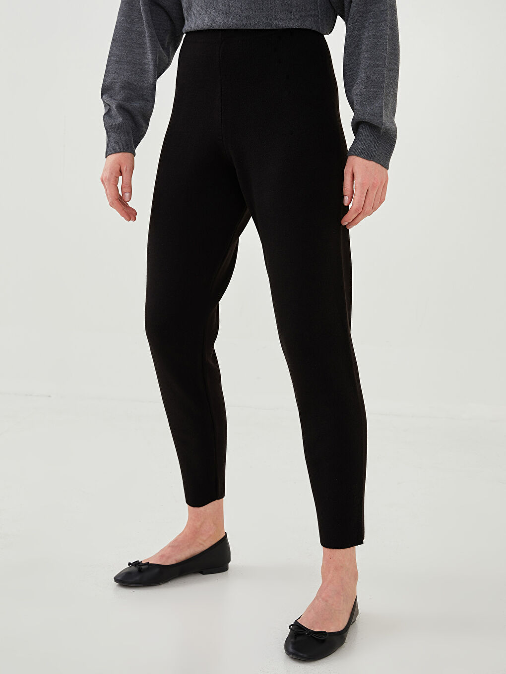 Γυναικεία Παντελόνια Πλεκτά με Ελαστική Μέση και Απλό Σχέδιο-3