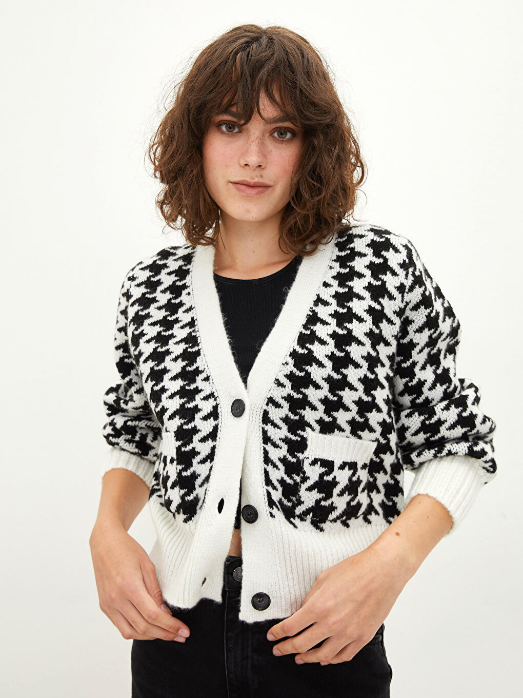 V Neck Patterned Women's Knitwear Cardigan-1