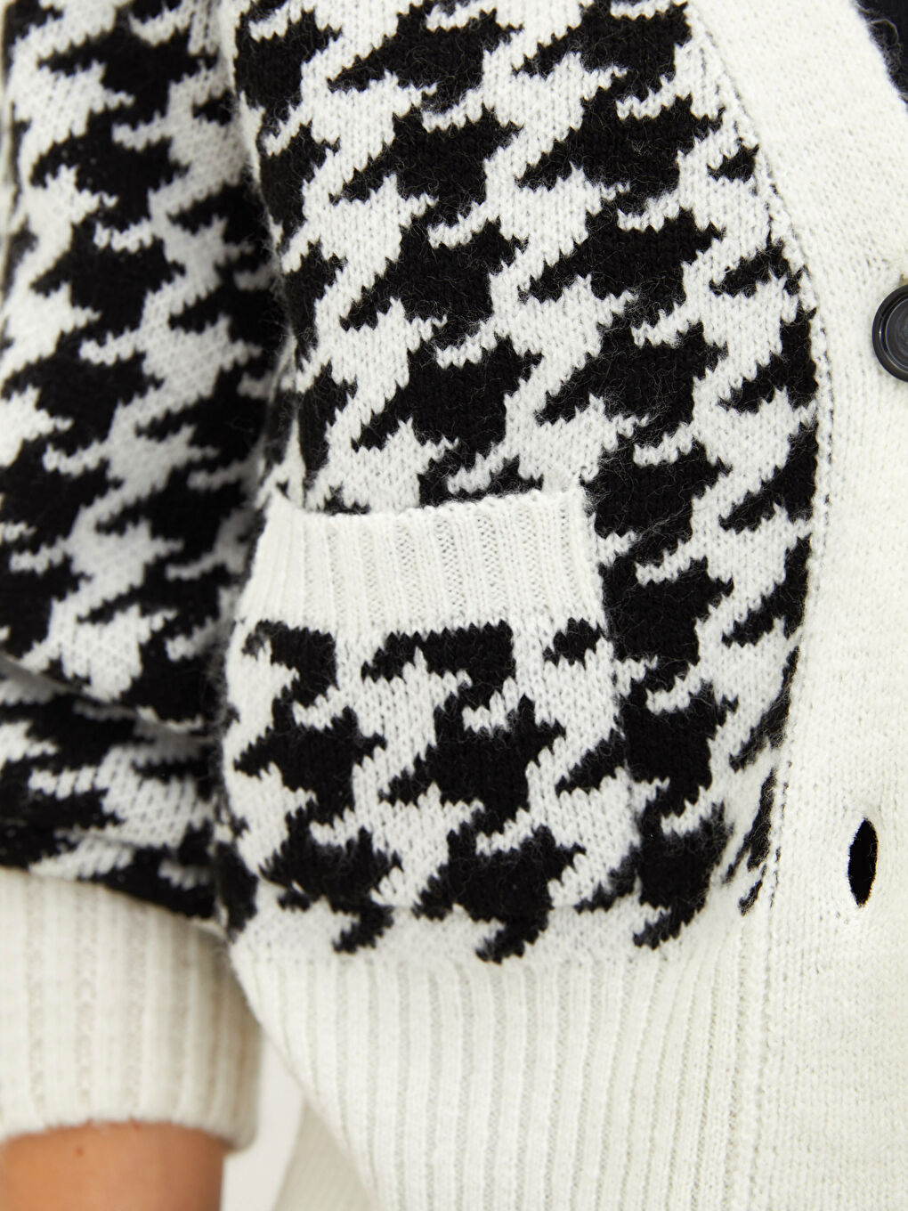 V Neck Patterned Women's Knitwear Cardigan-4