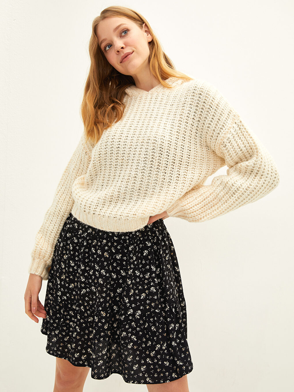 LCW Vision Kapuzensweater aus Trikot mit regulärer Passform und langen Ärmeln für Damen -W1GK21Z8-KNF
