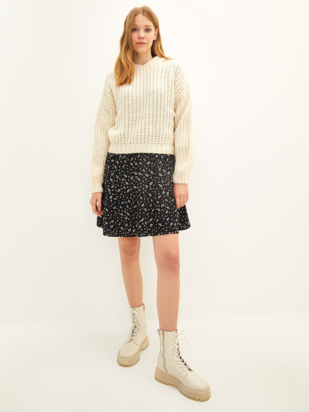 LCW Vision Kapuzensweater aus Trikot mit regulärer Passform und langen Ärmeln für Damen -W1GK21Z8-KNF