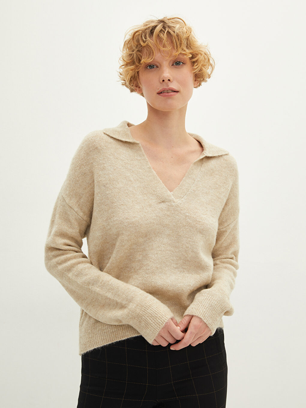 V Neck Plain Long Sleeve Women's Knitwear Sweater-1
