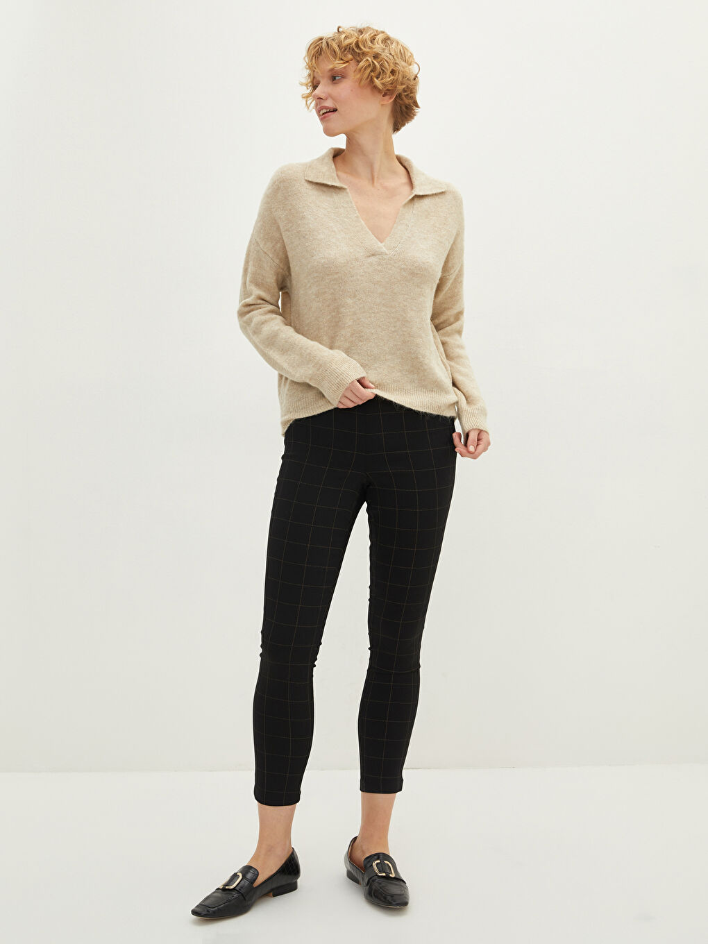 V Neck Plain Long Sleeve Women's Knitwear Sweater-2