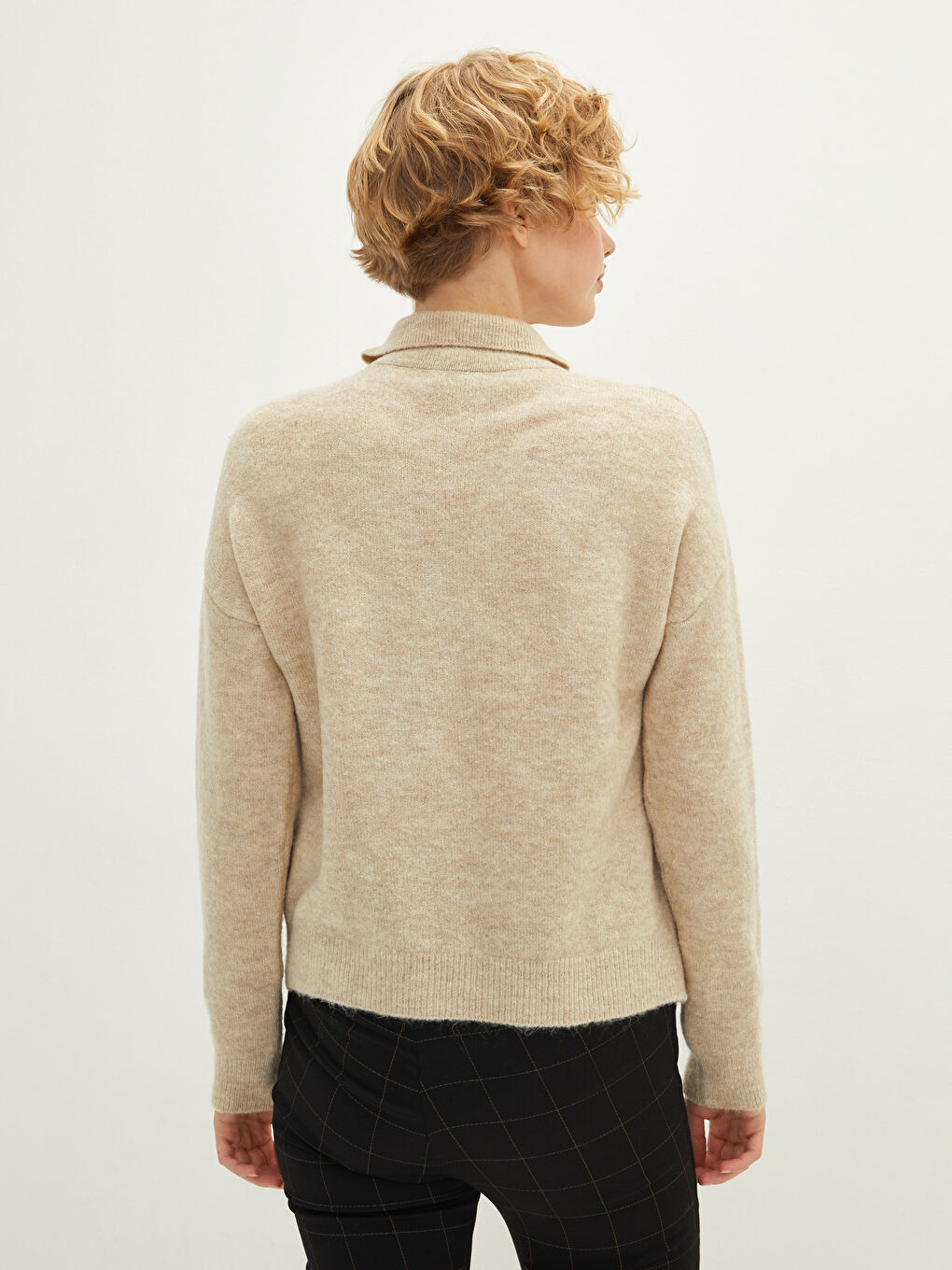 V Neck Plain Long Sleeve Women's Knitwear Sweater-4