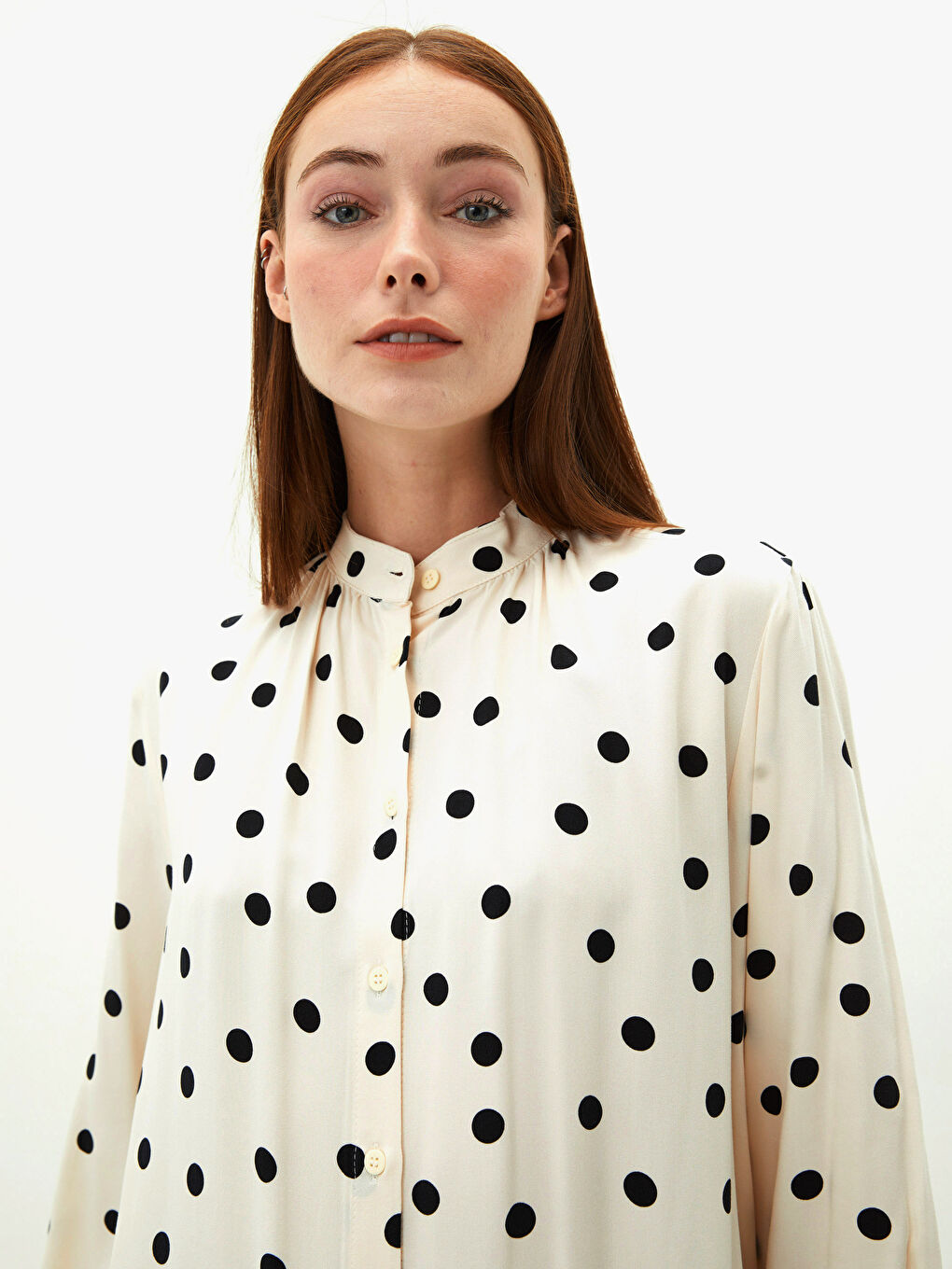 Hakim Yaka Puantiyeli Uzun Kollu Viskon Kadın Tunik-3