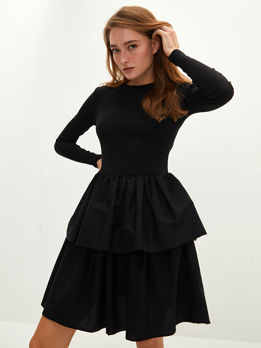 Siyah Bisiklet Yaka Düz Uzun Kollu Pamuklu Kadın Elbise-1