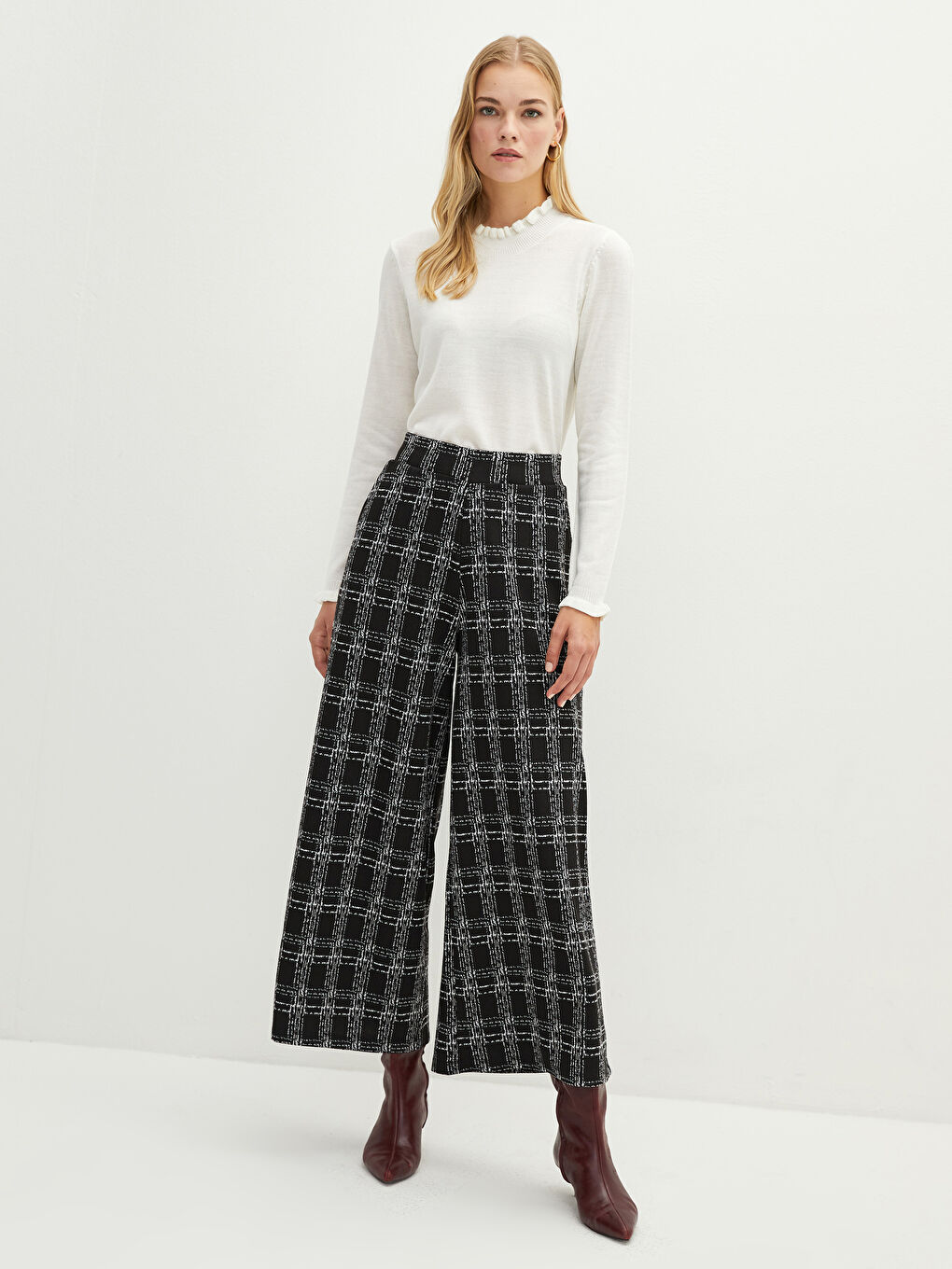 Elastic Waist Plaid Pocket Detailed Ponte Fabric Women's Trousers Skirt-1