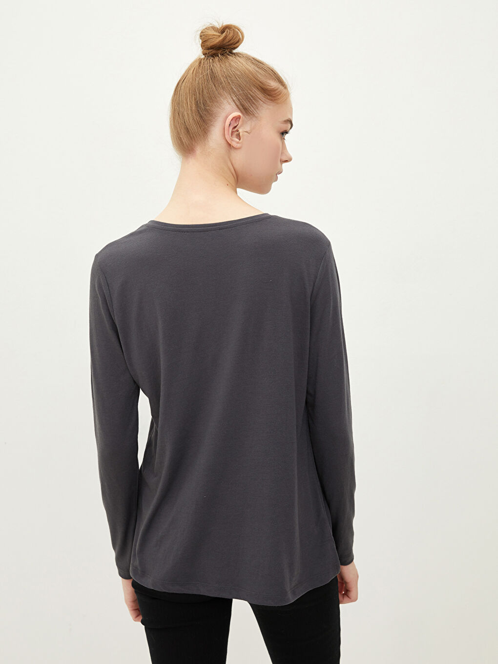 Crew Neck Printed Long Sleeve Women's T-Shirt-3