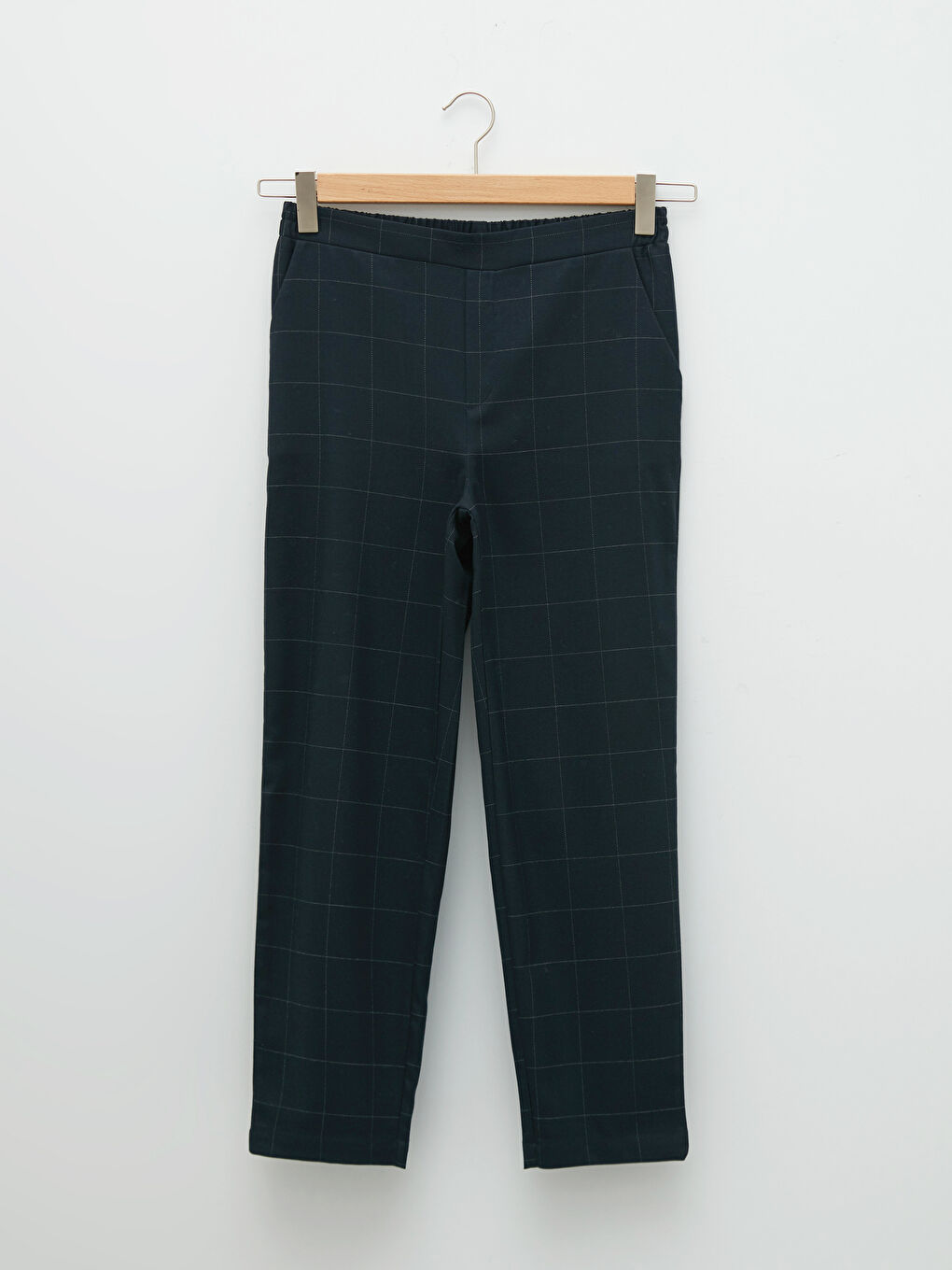 Elastic Waist Comfortable Fit Checkered Pocket Detailed Women's Trousers-6