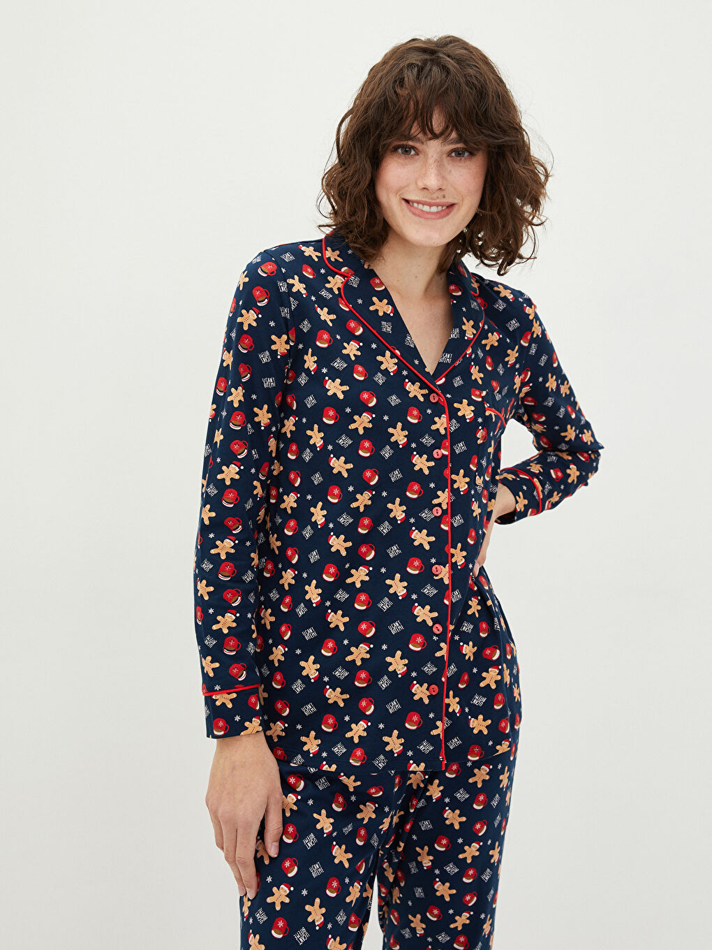 طقم بيجاما للسيدات بأكمام طويلة وموضوع عيد الميلاد بياقة قميص من القطن-2