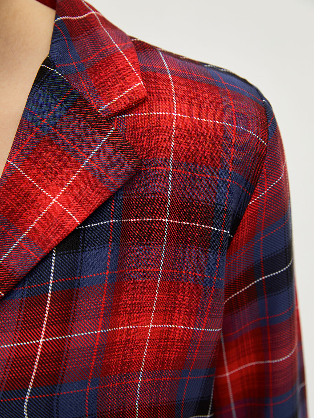 Ensemble de Pyjama à Col de Chemise Écossais Manches Longues en Viscose pour Femmes-2