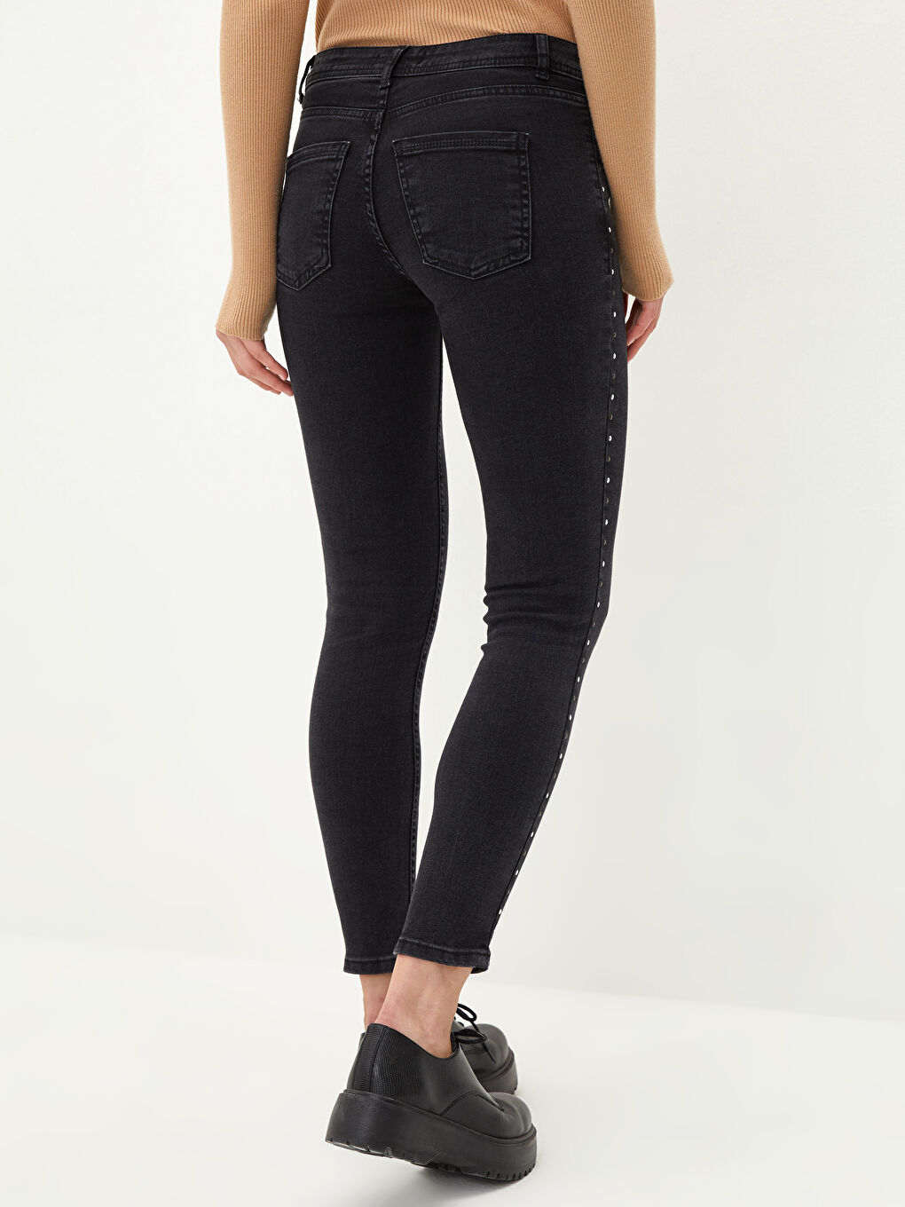 LCW Jeans Siyah Normal Bel Mercury Skinny Fit Cep Detaylı Rodeo Kadın Jean Pantolon - 4