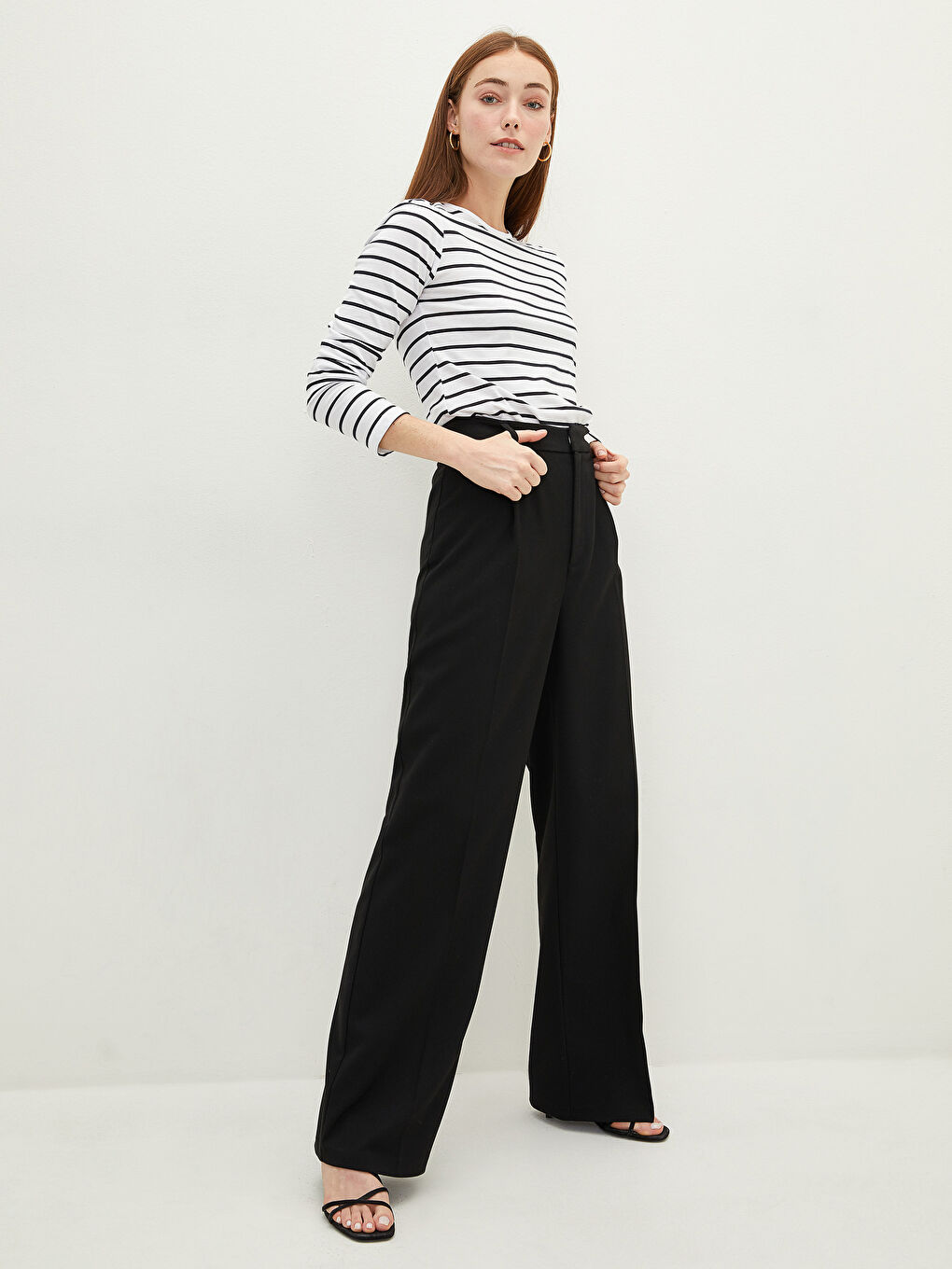 Siyah Bisiklet Yaka Çizgili Uzun Kollu Pamuklu Kadın Tişört-3