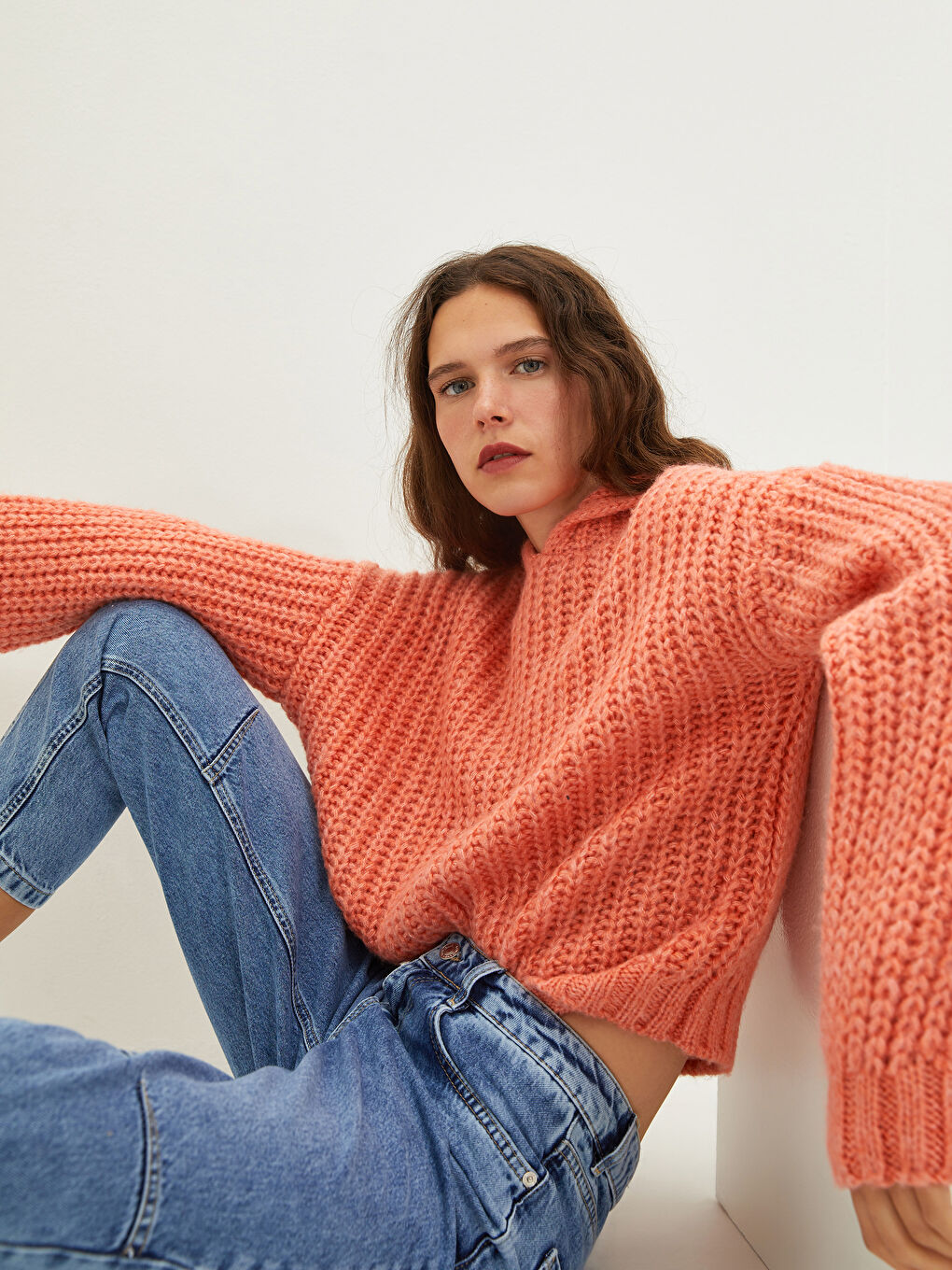 Әйелдерге арналған трикотаж капюшонды жағалы ұзын жең жемпір