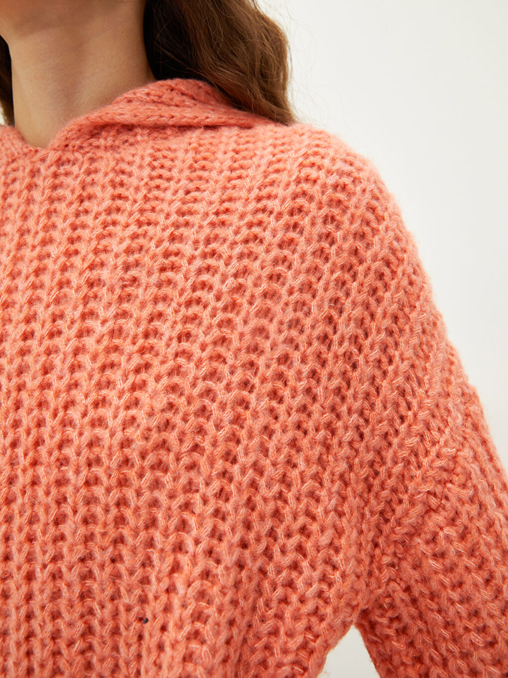 Әйелдерге арналған трикотаж капюшонды жағалы ұзын жең жемпір-3