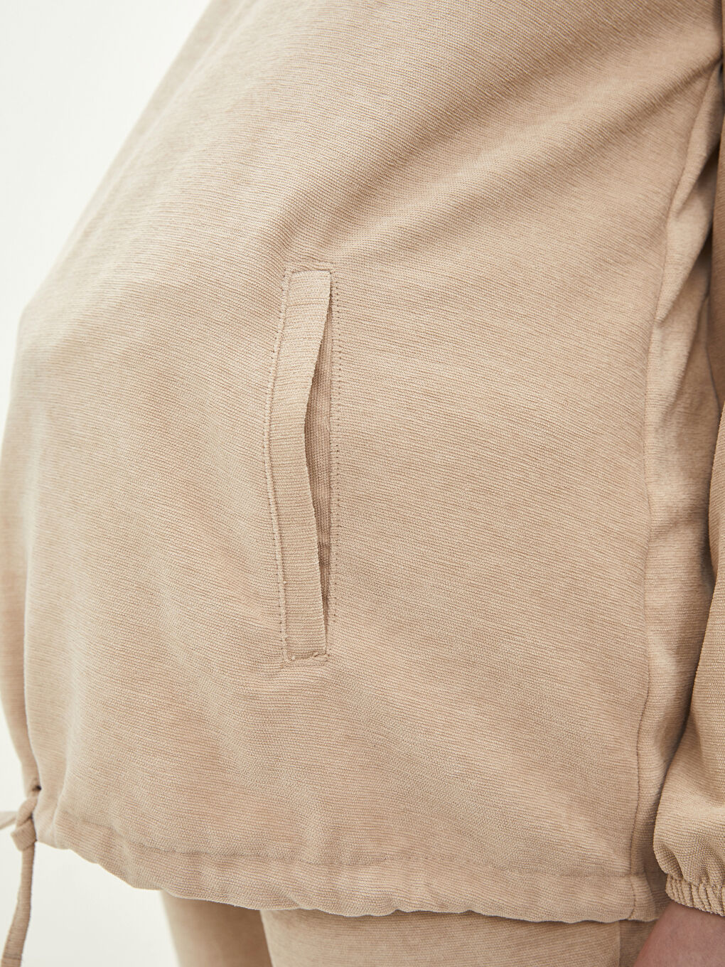 Bej Dik Yaka Düz Uzun Kollu Kadife Hamile Tunik-4