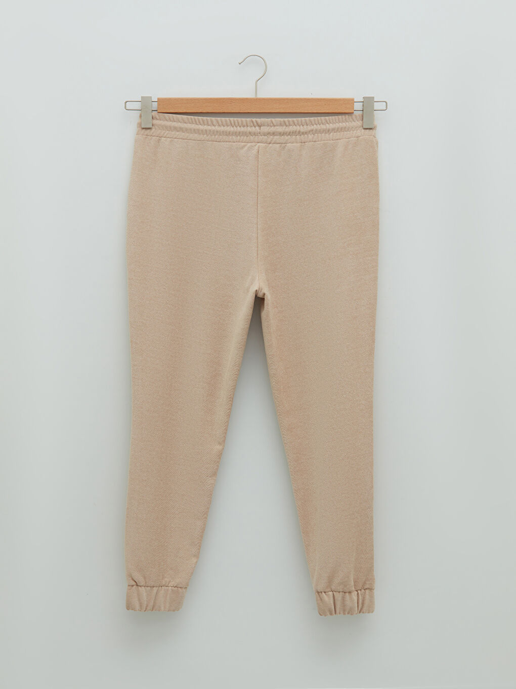 Elastische Schwangerschafts-Jogginghose aus Samt mit geradem Bein, Taschen und Details-6