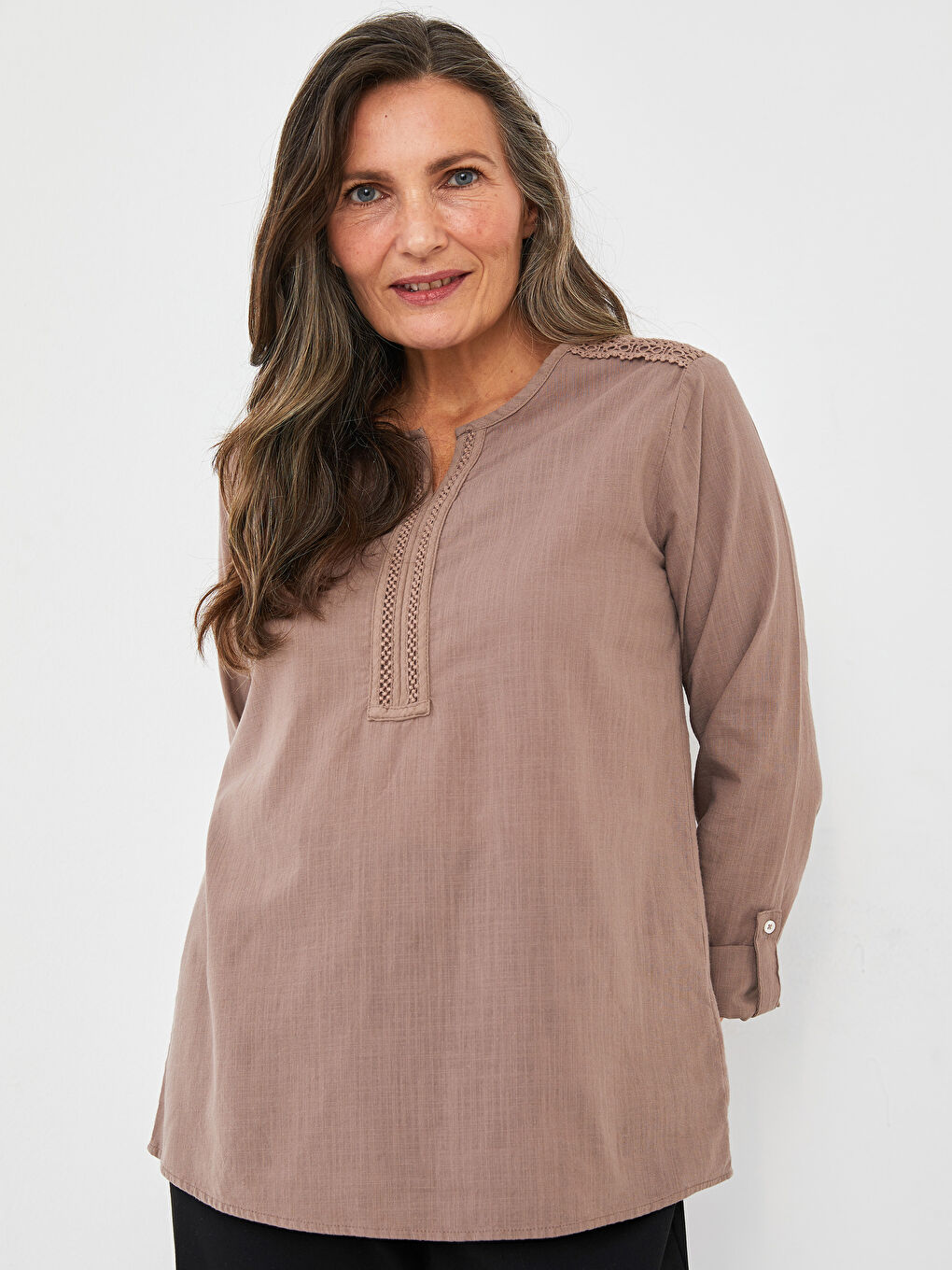 Henley-Ausschnitt Bestickte Langarm Baumwolle Bluse für Damen-1