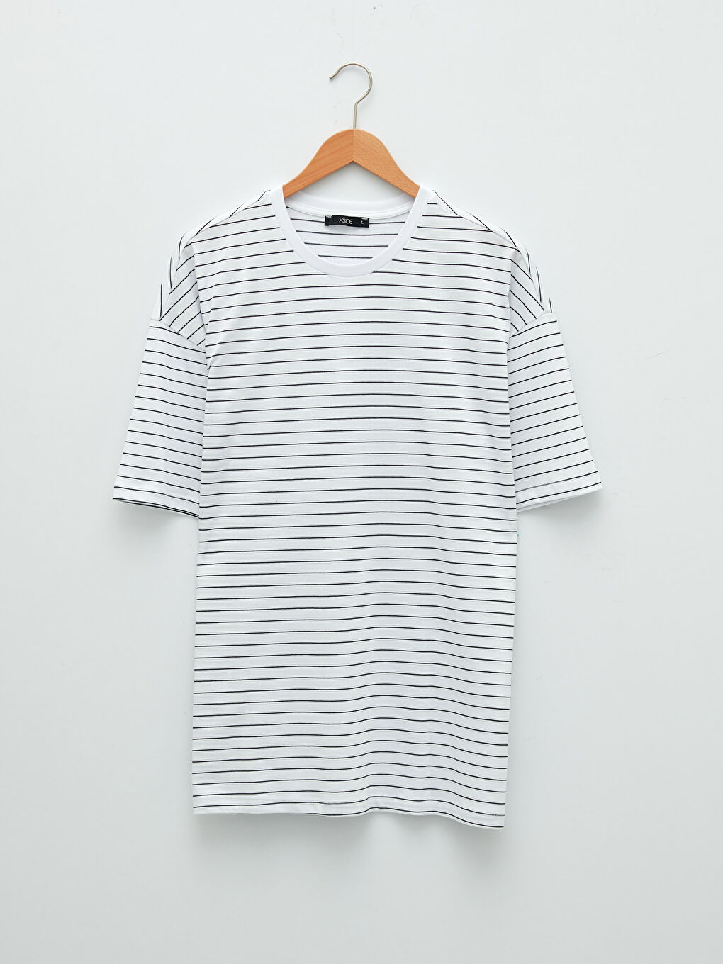 Beyaz Oversize Bisiklet Yaka Kısa Kollu Çizgili Penye Erkek Tişört-10