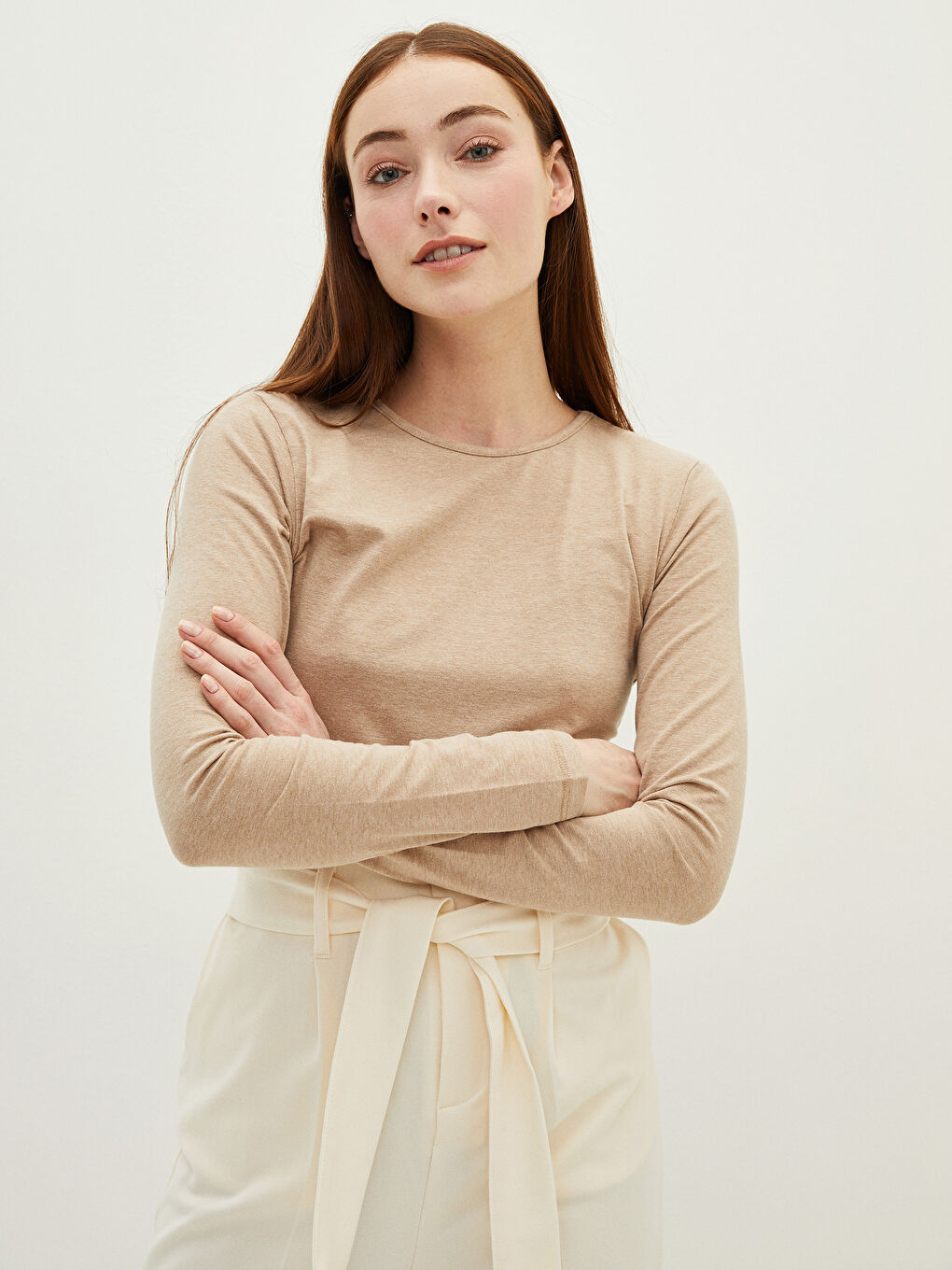 Ekru Bisiklet Yaka Düz Uzun Kollu Kadın Tişört