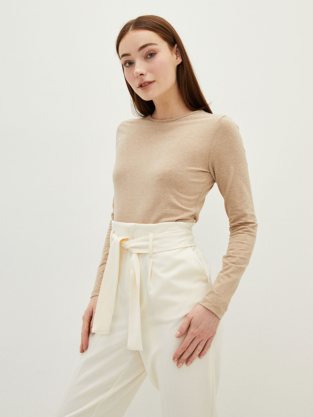 Ekru Bisiklet Yaka Düz Uzun Kollu Kadın Tişört-1