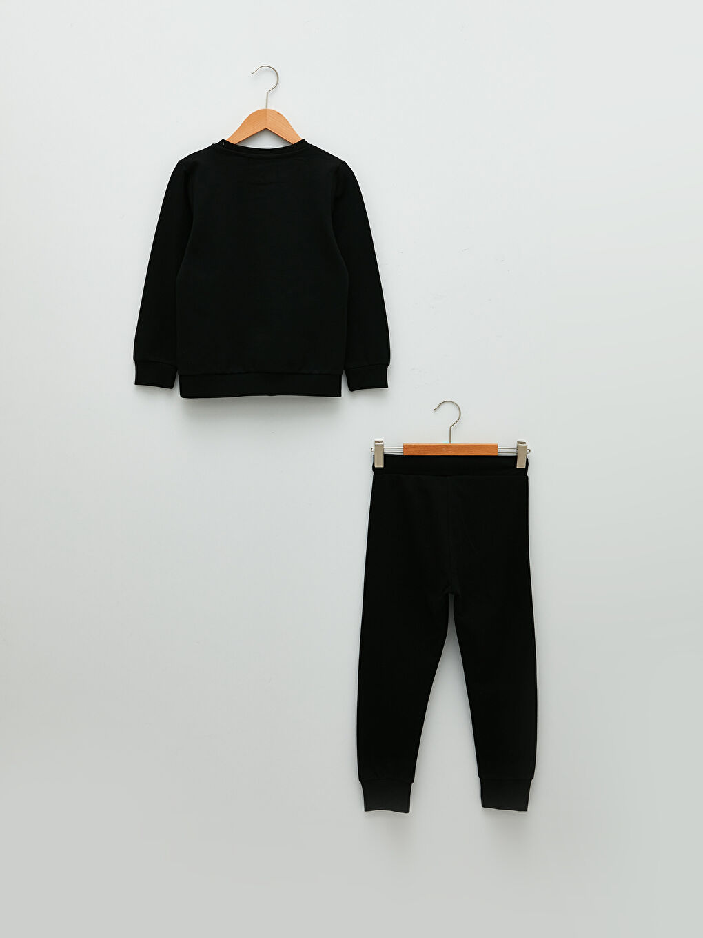 LCW Kids Crew Neck Thor Printed Long Sleeve Boys Sweatshirts and Sweatpants -W1GU33Z4-JTK