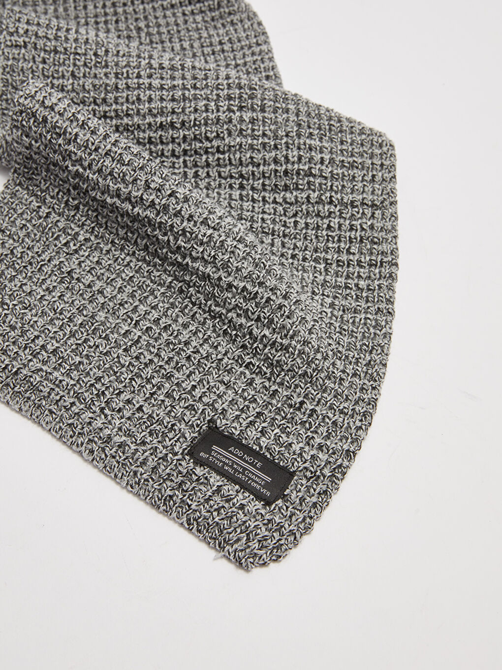 طقم قبعة وشال تريكو للرجال-2