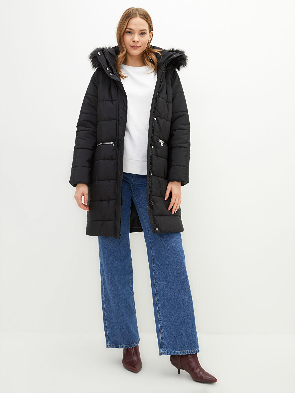 Doudoune Pour Femmes Avec Détail De Fourrure À Capuche Uni Épais À Manches Longues-1