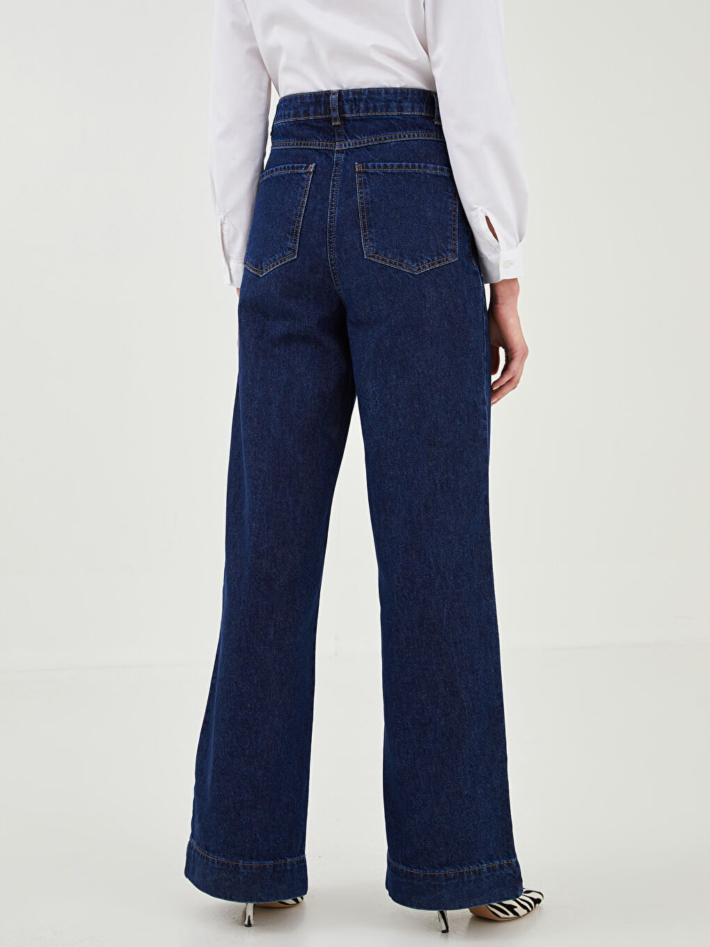 High Waisted Wide Leg Women's Jeans-3