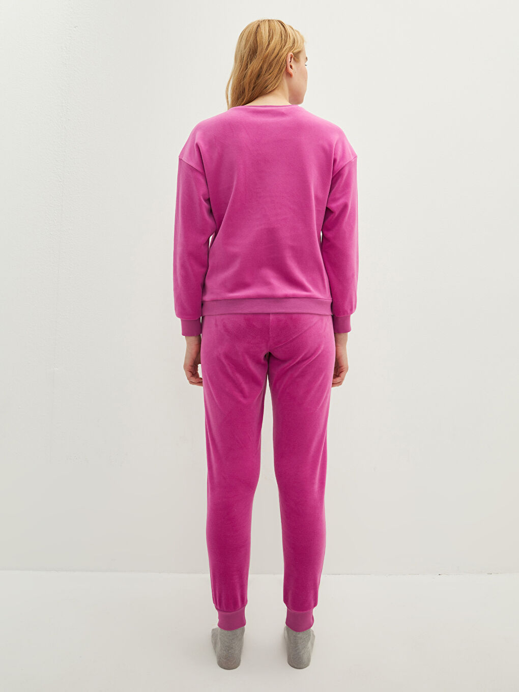 Mor Bisiklet Yaka Düz Uzun Kollu Kadife Kadın Pijama Takımı-4