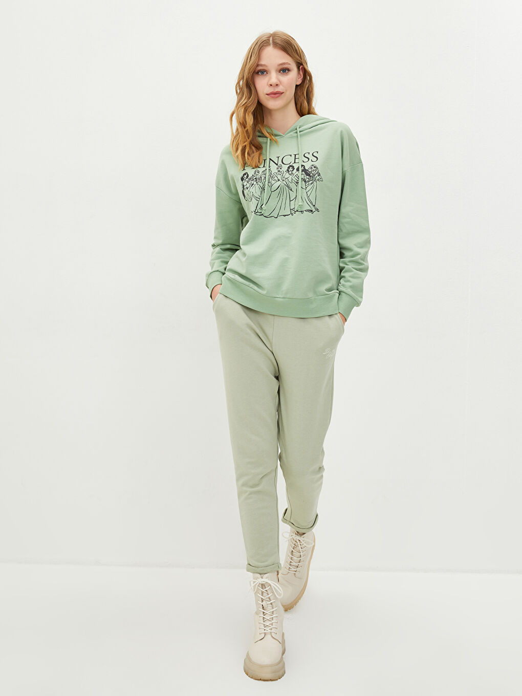 LCW Vision Hoodie Princess Printed Long Sleeve Women's Sweatshirt -W1GY46Z8-GDK