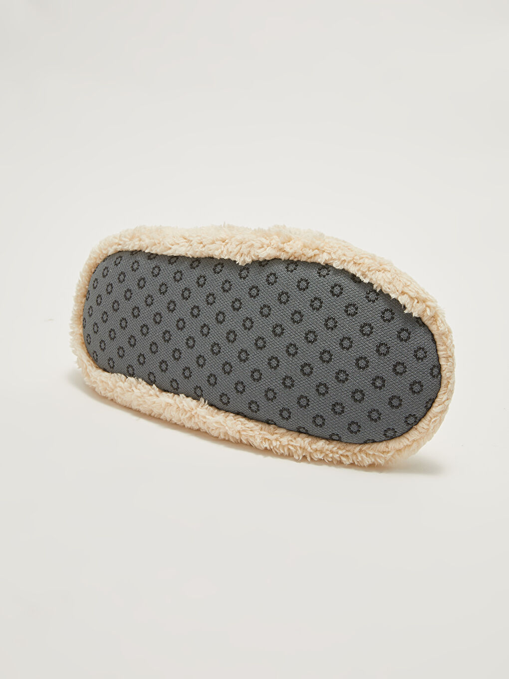 Bej Nakış Detaylı Pelüş Kadın Ev Botu-3