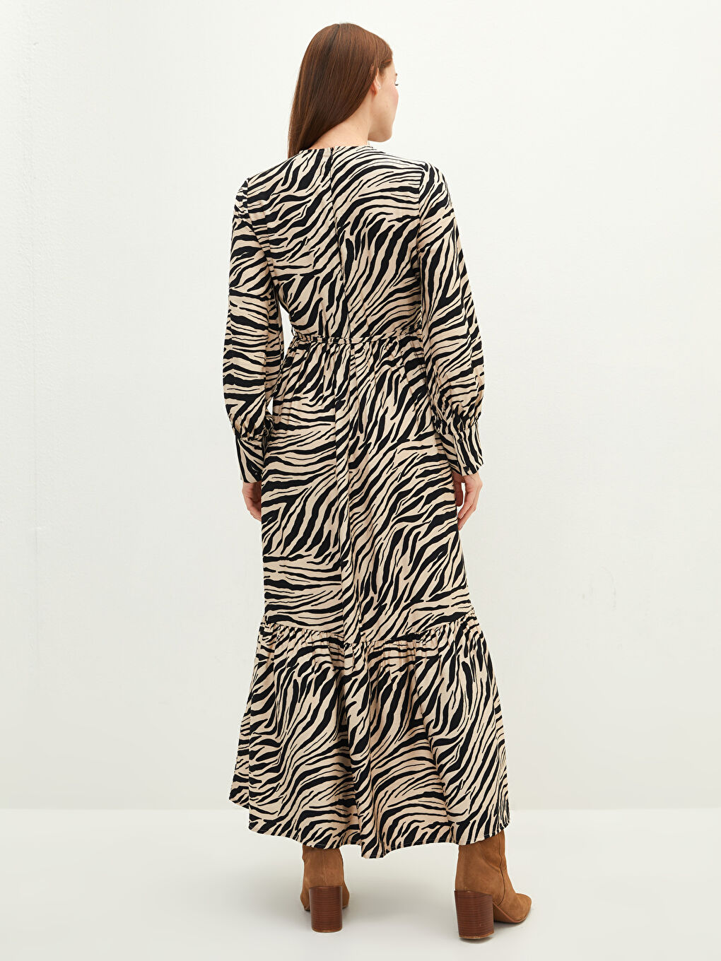 Siyah Bisiklet Yaka Desenli Beli Bağlama Detaylı Uzun Kollu Kadın Elbise-4