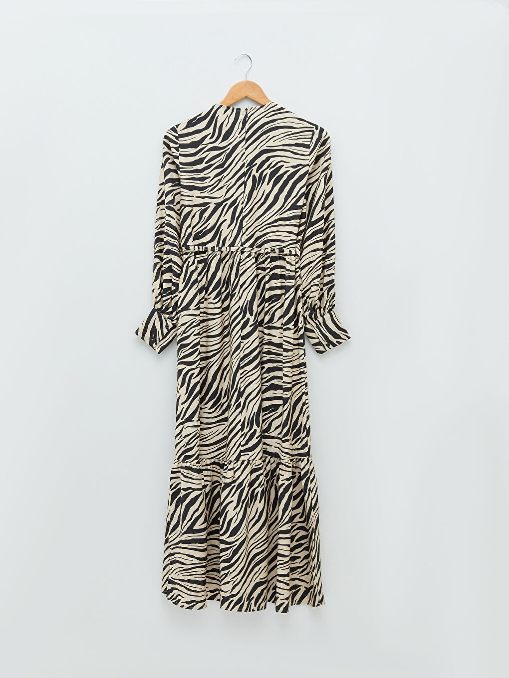 Siyah Bisiklet Yaka Desenli Beli Bağlama Detaylı Uzun Kollu Kadın Elbise-6