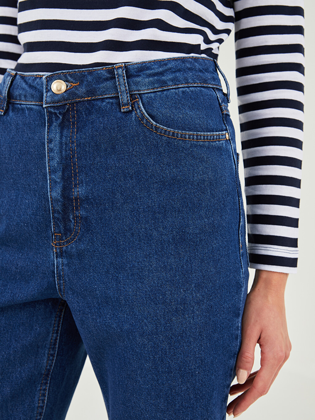 İndigo Yüksek Bel Mom Fit Kadın Jean Pantolon-3