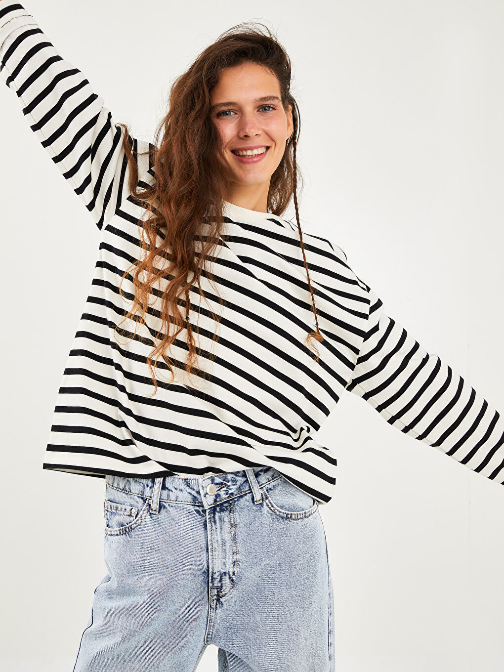 Crew Neck Striped Long Sleeve Cotton Women's Sweatshirt-1